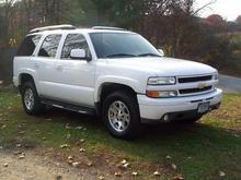 2004 Tahoe Z71 before it was lifted!! I loved this truck