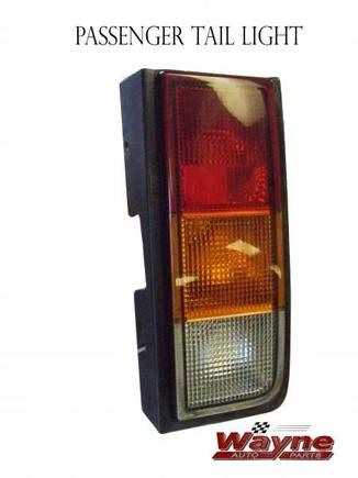 H2 RIGHT TAILIGHT