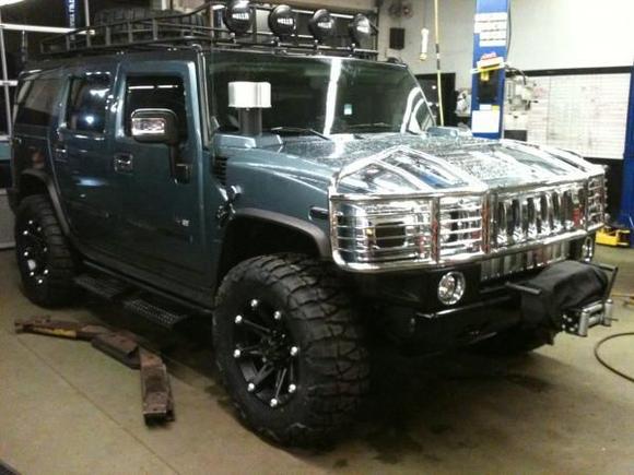 h2 with new rims 008