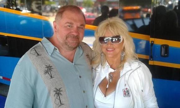 With Linda Vaughn