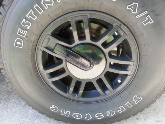Completed the rims.