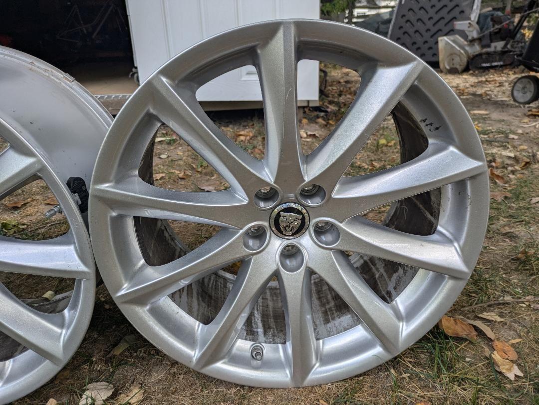 Wheels and Tires/Axles - Jaguar OEM Staggered Aleutian Wheels - 9x19 Front / 10x19 Rear - Used - 0  All Models - Ambler, PA 19002, United States