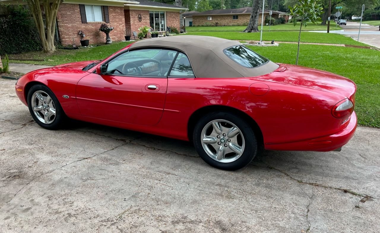 1999 Jaguar XK8 - 1999 XK8 , ready to make a deal! - Used - VIN SAJGX2043XC032654 - 85,018 Miles - 8 cyl - 2WD - Automatic - Convertible - Red - Beaumont, TX 77706, United States