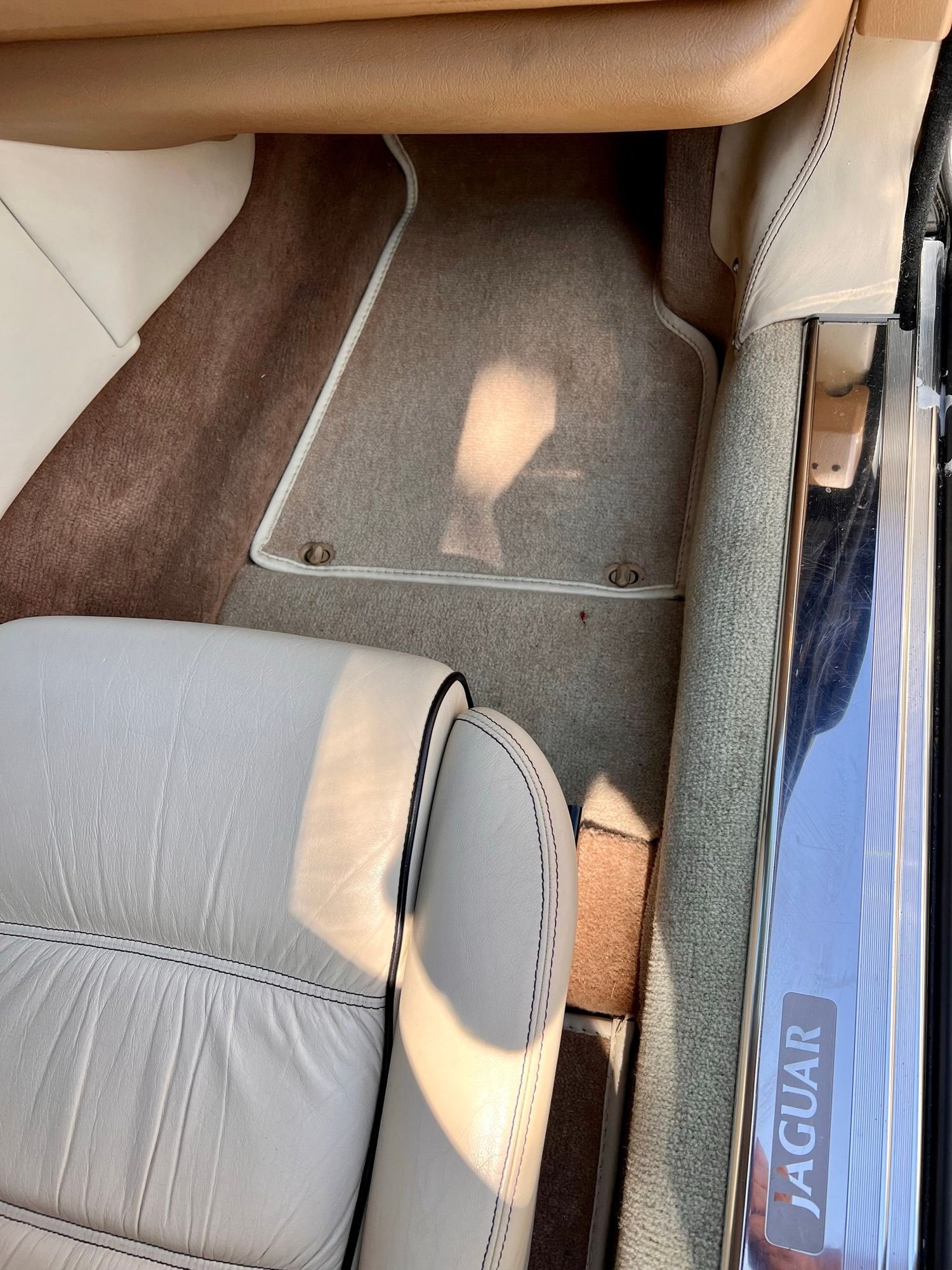 1994 Jaguar XJS - 1994 XJS -V12 coupe 11324 original miles - Used - VIN SAJNX5345RC190047 - 11,324 Miles - 12 cyl - 2WD - Automatic - Coupe - Black - Los Angeles, CA 91602, United States