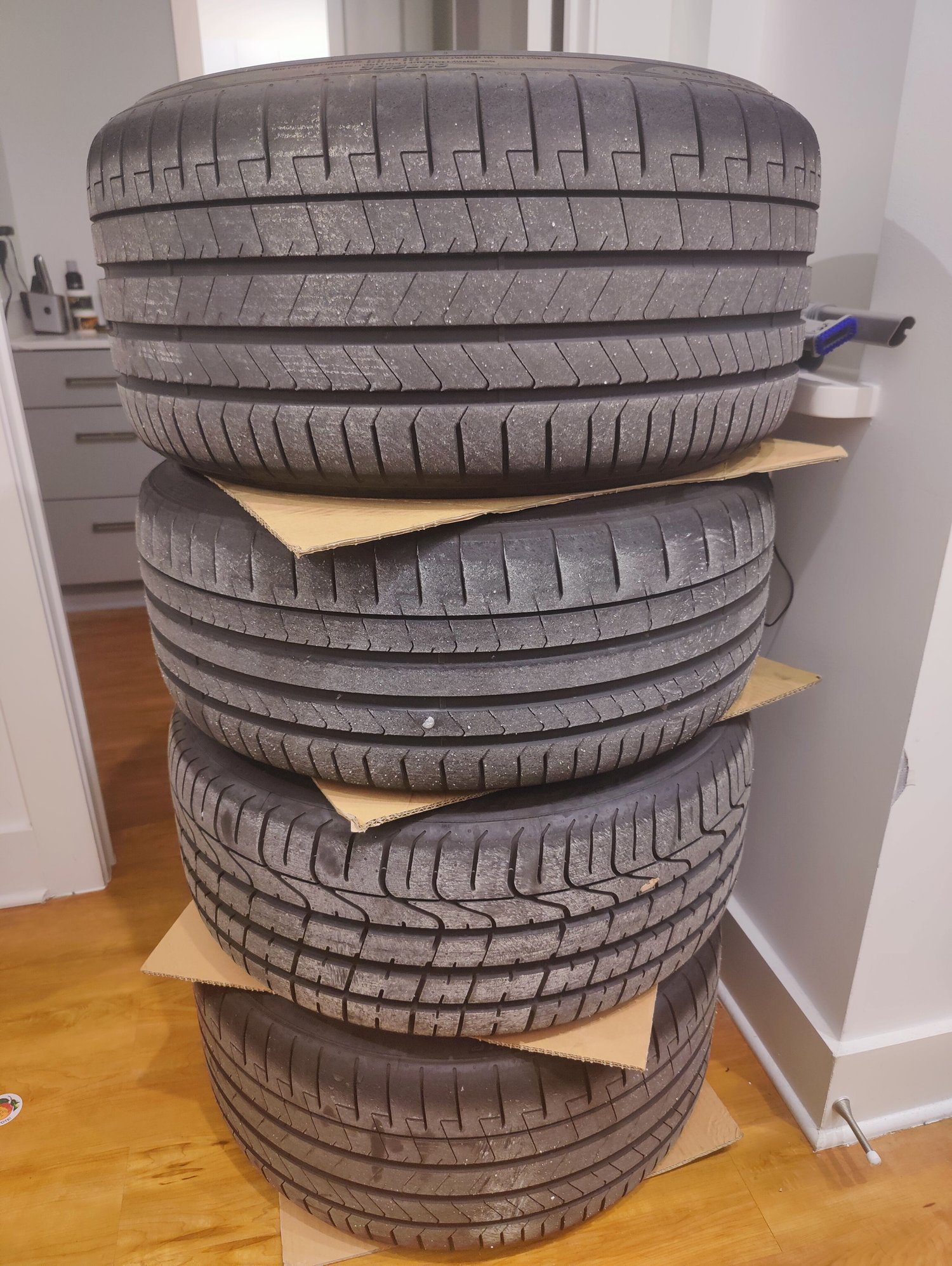 Wheels and Tires/Axles - F-TYPE SVR MAELSTROM Wheel - Used - 2014 to 2023 Jaguar F-Type - Chamblee, GA 30341, United States