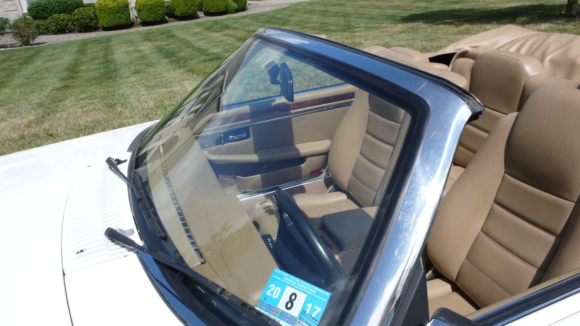 1995 Jaguar XJS - 1995 XJS convertible, 4.0 I6 - Used - VIN SAJNX2743SC196850 - 35,500 Miles - 6 cyl - 2WD - Automatic - Convertible - White - Ardmore, PA 19003, United States