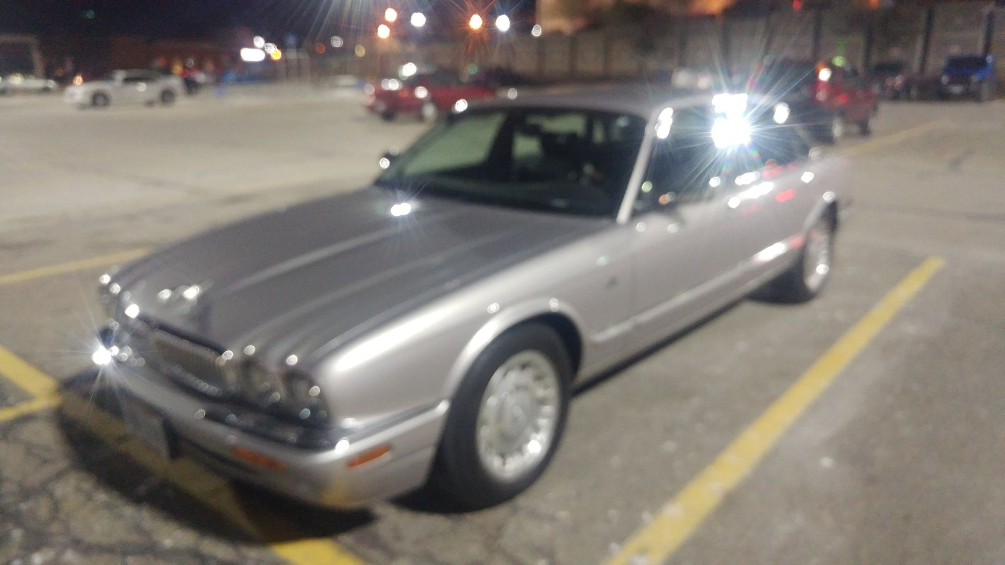 2000 Jaguar Vanden Plas - 2000 vpd with 120000 needs engine swap - Used - VIN sajda24c7ylf15400 - 120,000 Miles - 8 cyl - 2WD - Automatic - Sedan - Silver - Akron, OH 44333, United States