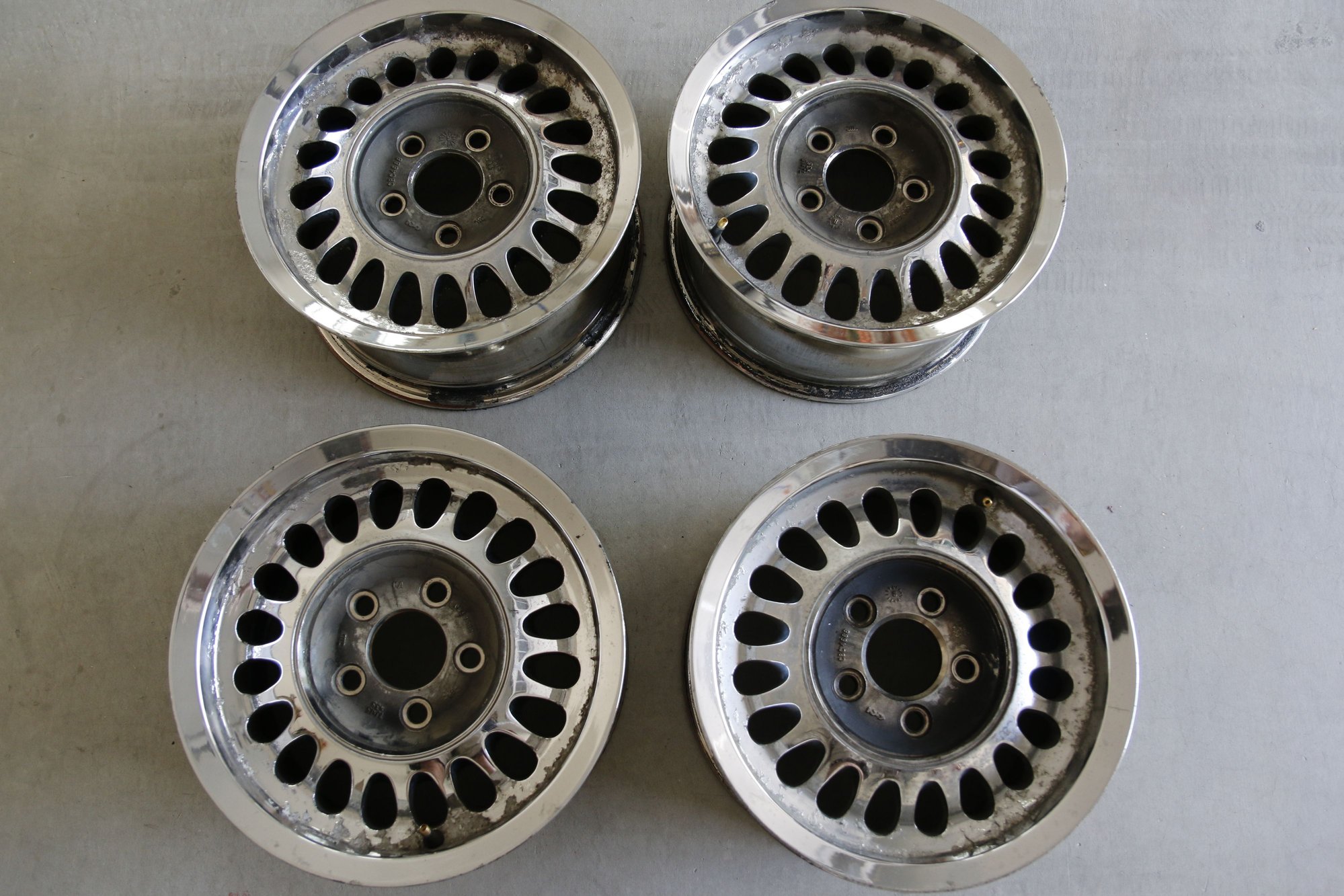 Wheels and Tires/Axles - 4 1989 XJ6 (XJ40)  wheels - need rechrome - Used - 1989 Jaguar XJ6 - Buckeye, AZ 85396, United States