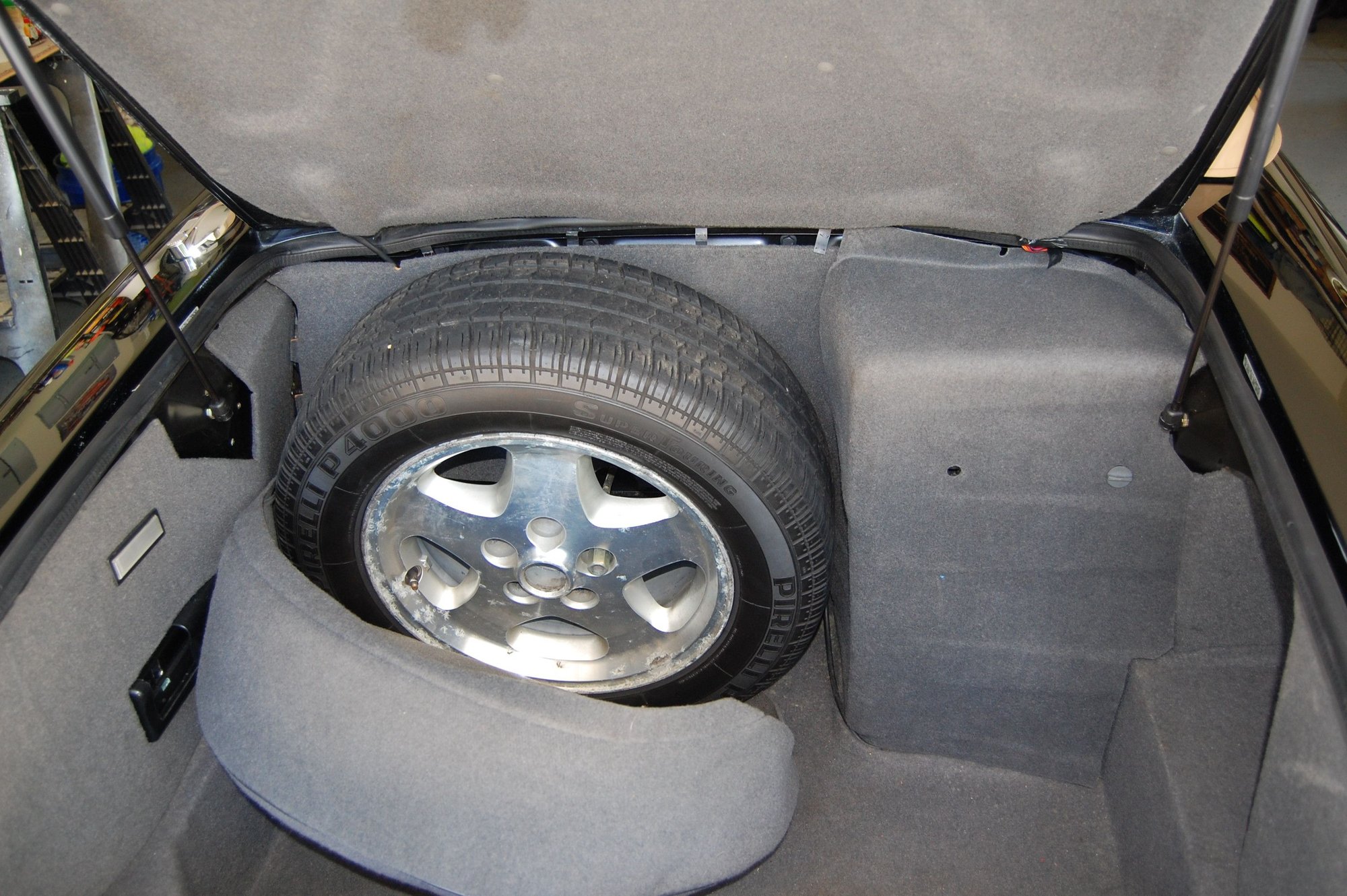 1995 Jaguar XJS - 1995 Jaguar XJS 2+2 6 cyl convertible for sale - Used - VIN SAJNX2747SC197788 - 6 cyl - 2WD - Automatic - Convertible - Black - Hot Springs Village, AR 71909, United States