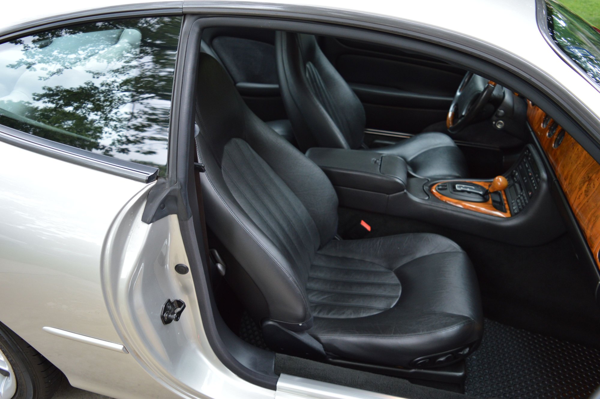 1998 Jaguar XK8 - 1998 Jaguar XK8 - Extensive Maintenance, Immaculate Interior - Used - VIN SAJGX5247WC026823 - 125,536 Miles - 8 cyl - 2WD - Automatic - Coupe - Silver - Wichita, KS 67226, United States