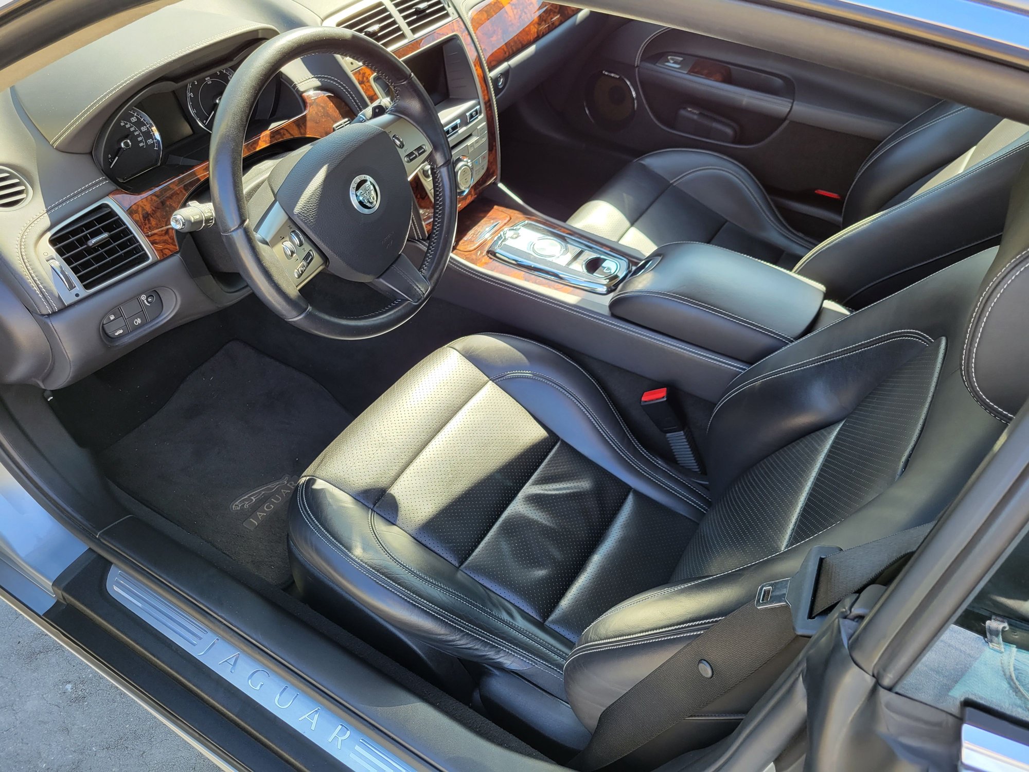 2010 Jaguar XK - 2010 Jaguar XK - Used - VIN SAJWA4FB2ALB36433 - 54,802 Miles - 8 cyl - 2WD - Automatic - Coupe - Silver - Orlando, FL 34786, United States