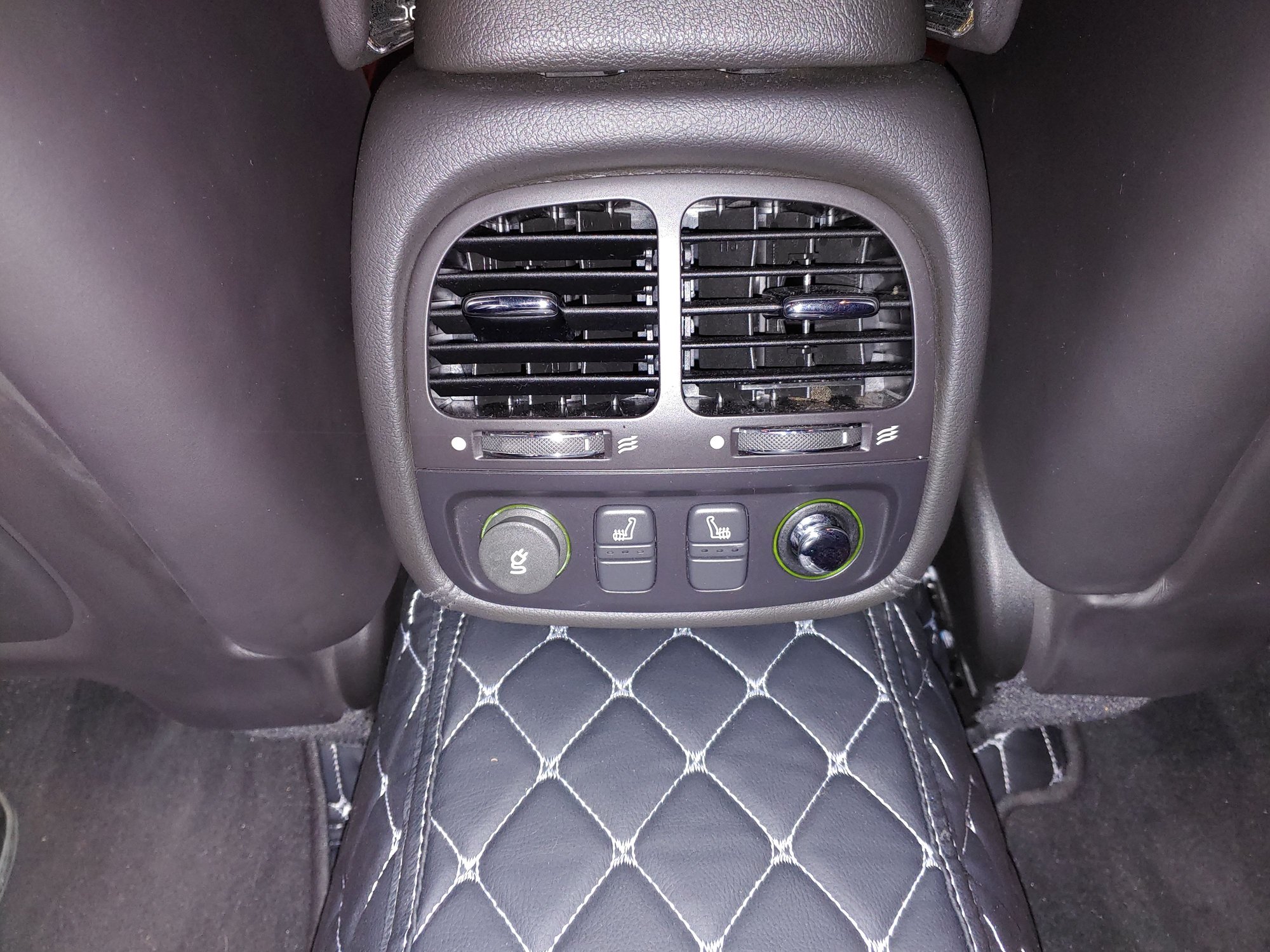 2008 Jaguar XJ8 - Super Clean 2008 XJ with Extras!! - Used - VIN SAJWA71B48SH28022 - 64,820 Miles - 8 cyl - 2WD - Automatic - Sedan - Gray - Severn, MD 21144, United States