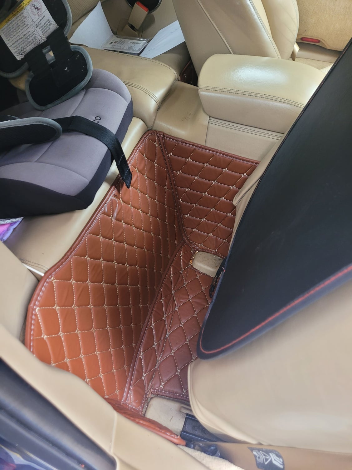 Manicci Luxury Leather Custom Fitted Car Mats Maroon Red Diamond