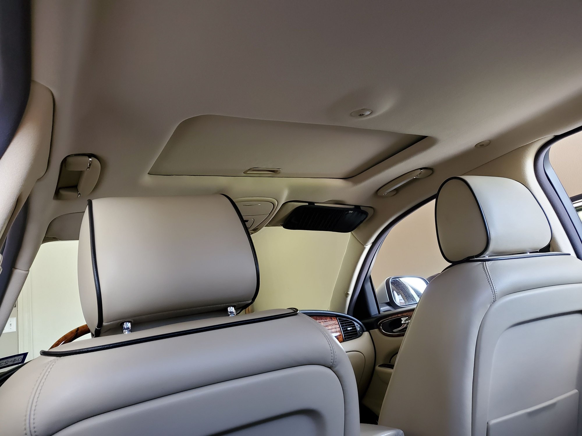 2008 Jaguar XJ8 - 2008 XJ8 L Silver 103k miles X358 - Used - VIN SAJWA79B88SH20042 - 103,146 Miles - 8 cyl - 2WD - Automatic - Sedan - Silver - Frisco, TX 75035, United States