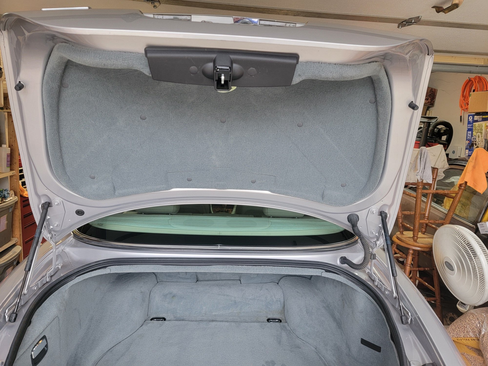 2004 Jaguar XJ8 - 2004 XJ8 for sale - New - VIN SAJWA71C14SG16572 - 133,000 Miles - 8 cyl - 2WD - Automatic - Sedan - Silver - Cameron Park, CA 95682, United States