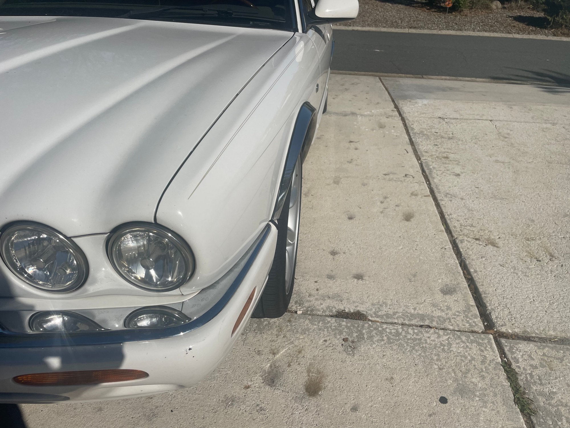 2001 Jaguar XJ8 - 2001 XJ8 LWB X308 w/XJR Wheels 100K miles - Used - VIN SAJDA23C81LF27448 - 100,000 Miles - 8 cyl - 2WD - Automatic - Sedan - White - Clearwater, FL 33764, United States