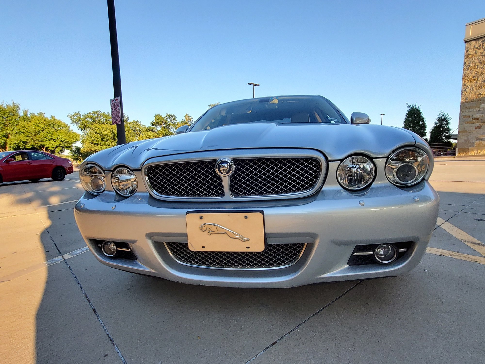 2008 Jaguar XJ8 - 2008 XJ8 L Silver 103k miles X358 - Used - VIN SAJWA79B88SH20042 - 103,146 Miles - 8 cyl - 2WD - Automatic - Sedan - Silver - Frisco, TX 75035, United States