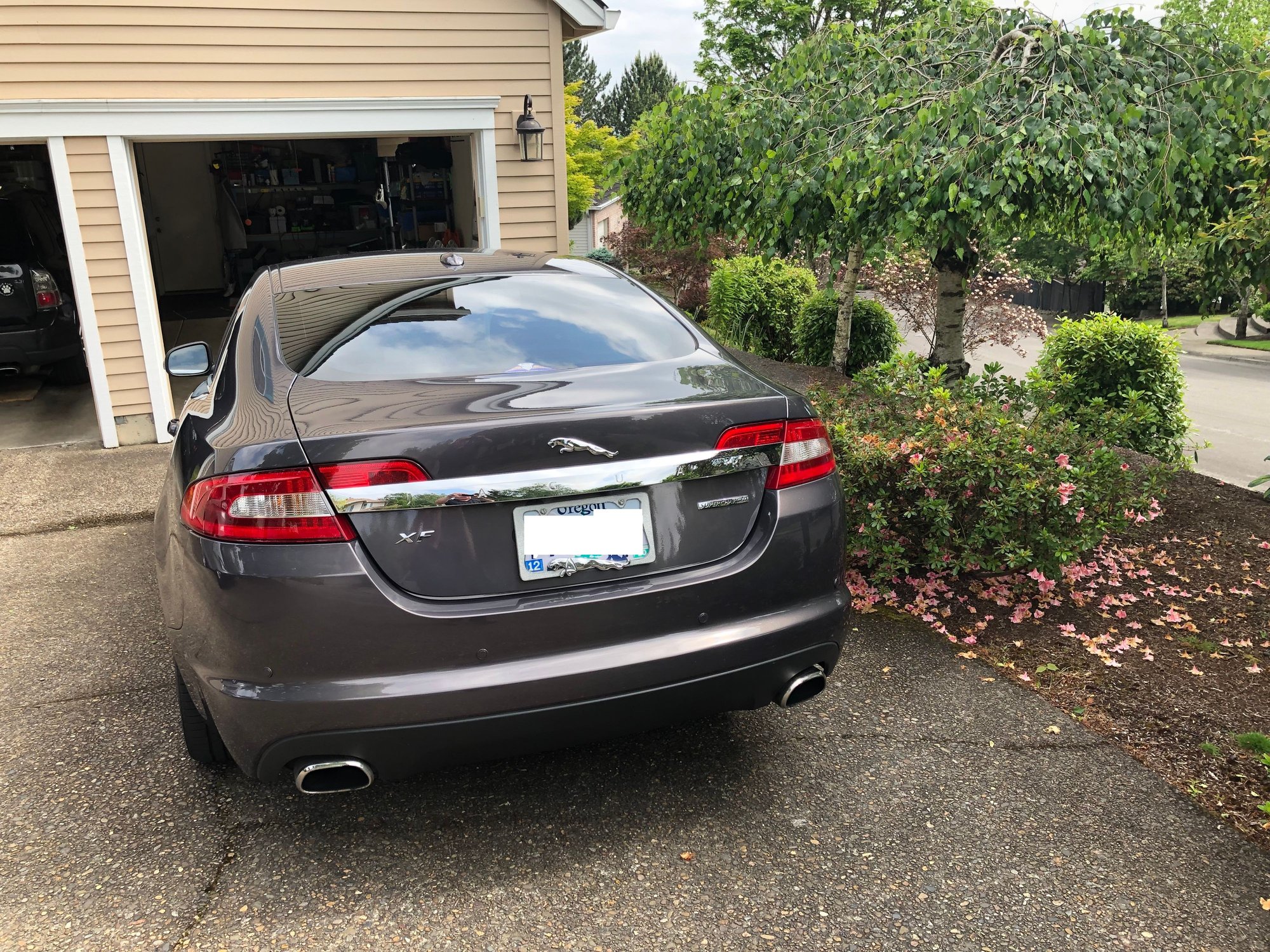 2009 Jaguar XF - Jaguar XF Supercharged 420 HP - 65K miles. Portland, OR - Used - VIN SAJWA07C991R25134 - 8 cyl - 2WD - Automatic - Sedan - Gray - Portland, OR 97224, United States
