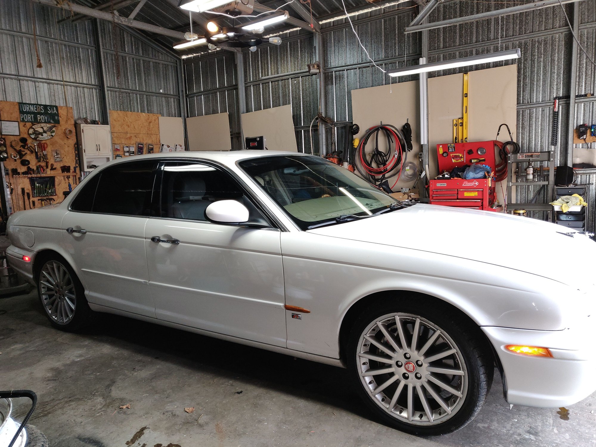 2004 Jaguar XJR - 2004 Jaguar XJR - Used - Bethlehem, KY 40007, United States