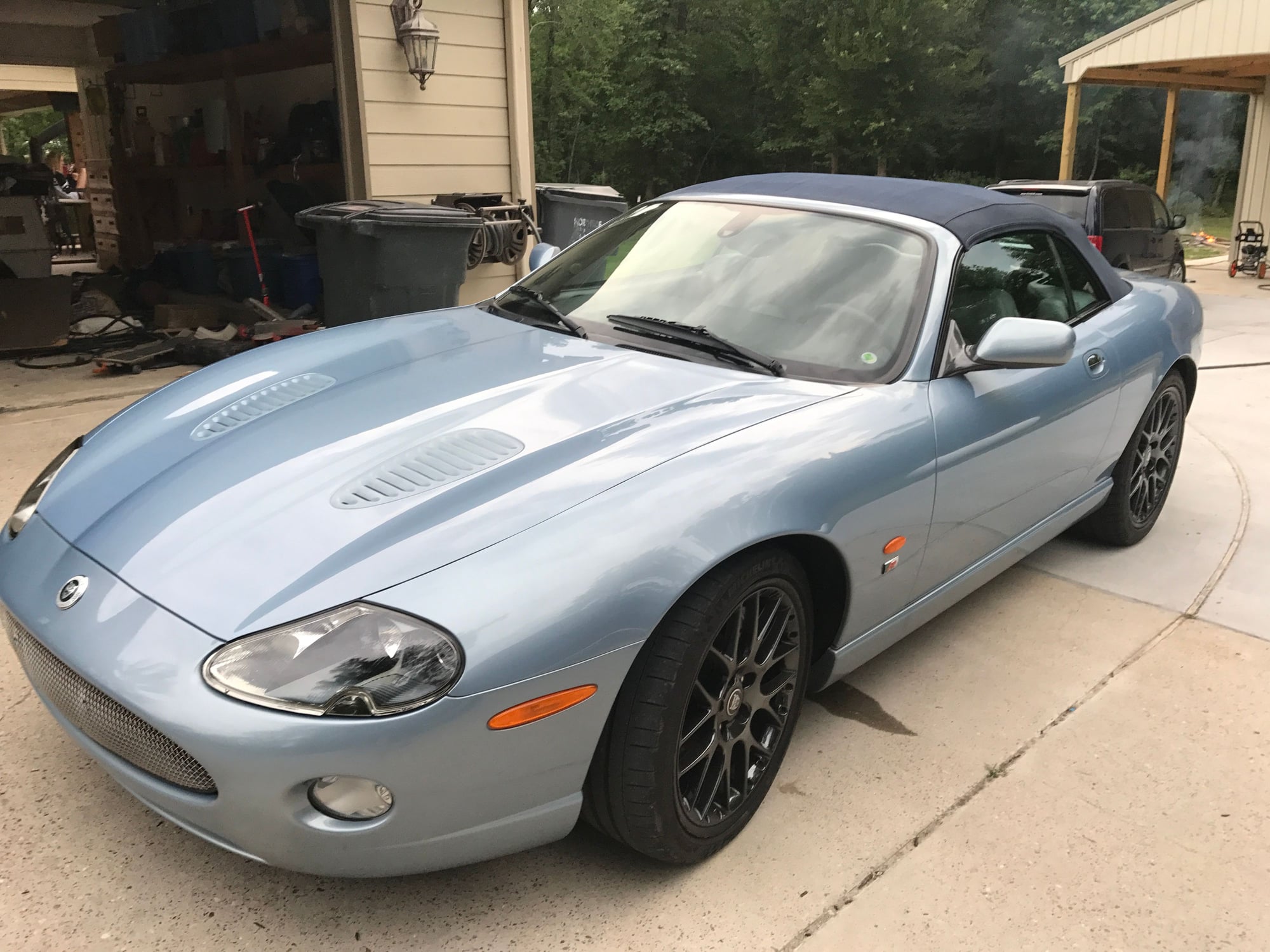 2006 Jaguar XKR - 2006 Jaguar XKR - Victory Edition - Used - VIN SAJDA42B063A44803 - 96,000 Miles - 8 cyl - 2WD - Automatic - Convertible - Blue - Huffman, TX 77336, United States