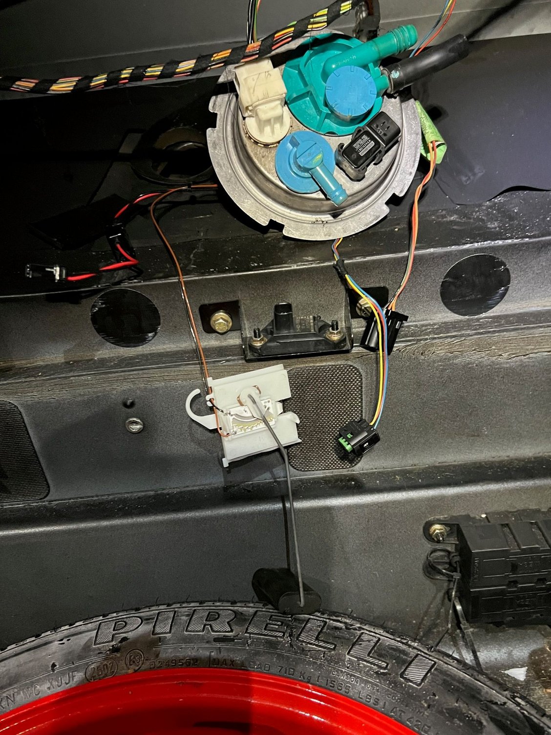 【通電確認済み】4 Channel Source System JA-300 Fuel level sender mystery - Jaguar Forums - Jaguar Enthusiasts Forum