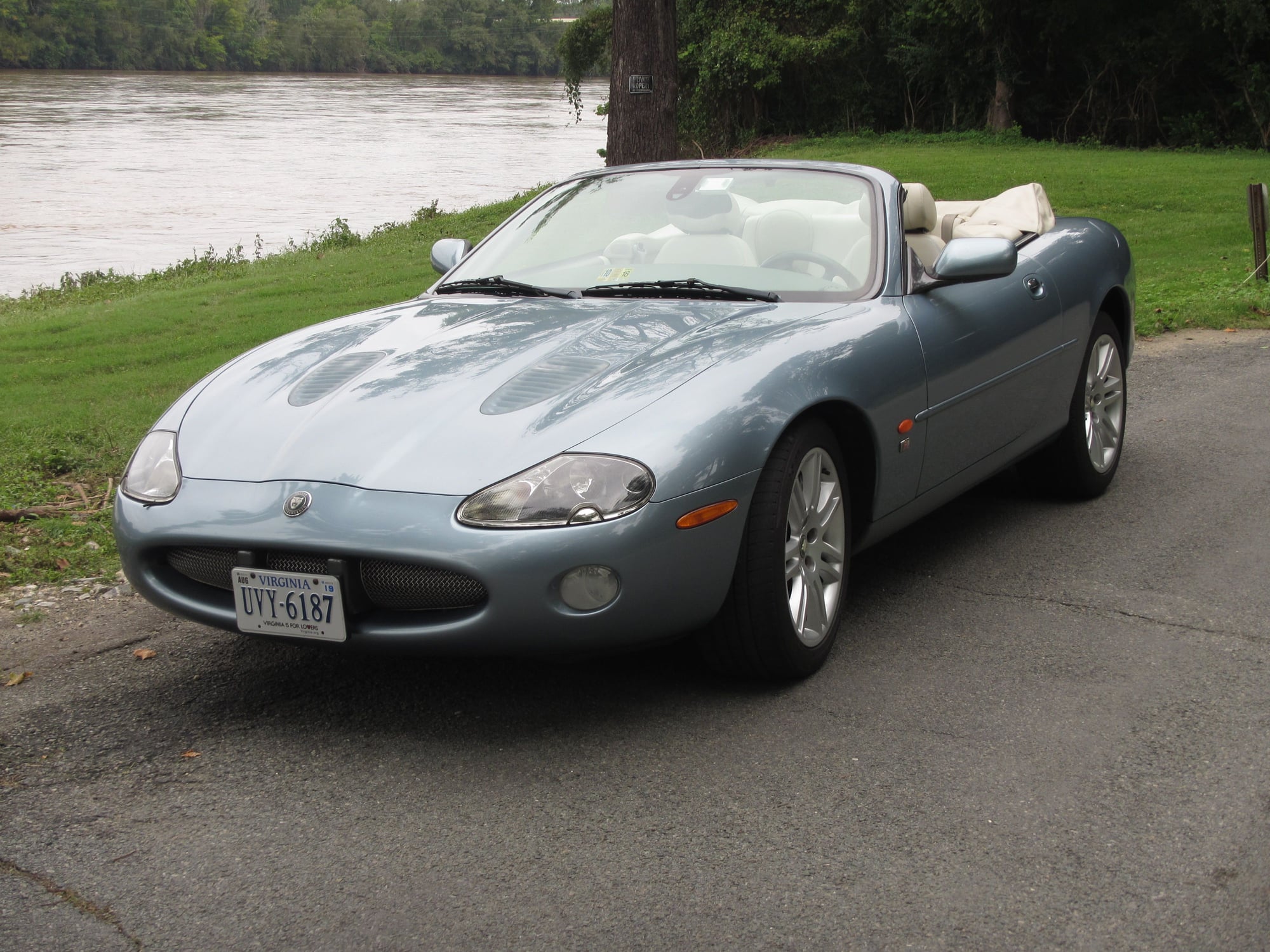 2003 Jaguar XKR - 2003 Jaguar XKR Convertible - Great Looking and Running Classic - Used - VIN SAJDA42B733A35999 - 100,750 Miles - 8 cyl - 2WD - Automatic - Convertible - Blue - Richmond, VA 23226, United States