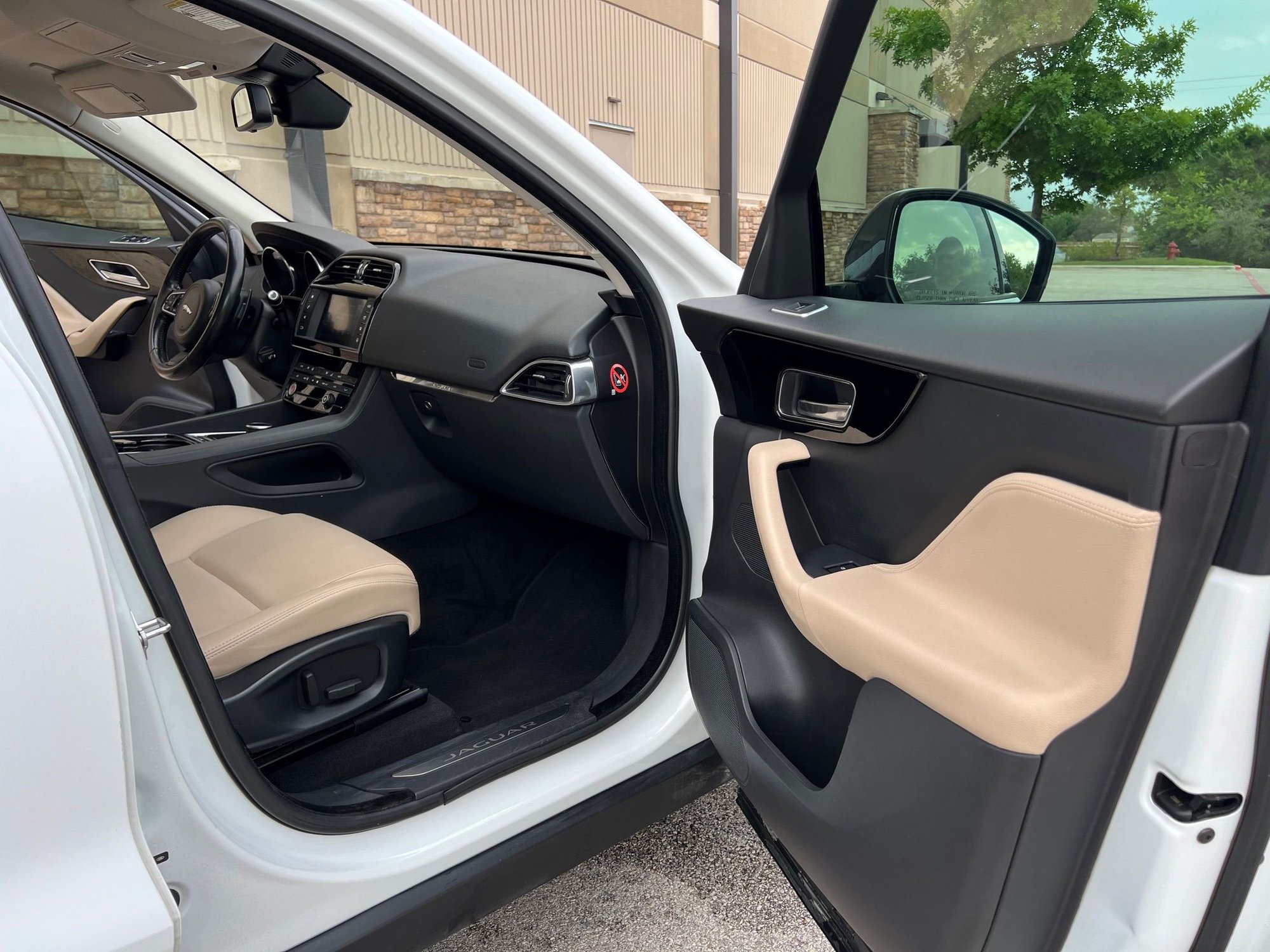 2017 Jaguar F-Pace - Diesel F-Pace with BRAND NEW DIESEL ENGINE!! - Used - VIN SADCJ2BN3HA089409 - 110,088 Miles - 4 cyl - AWD - Automatic - SUV - White - Austin, TX 78634, United States