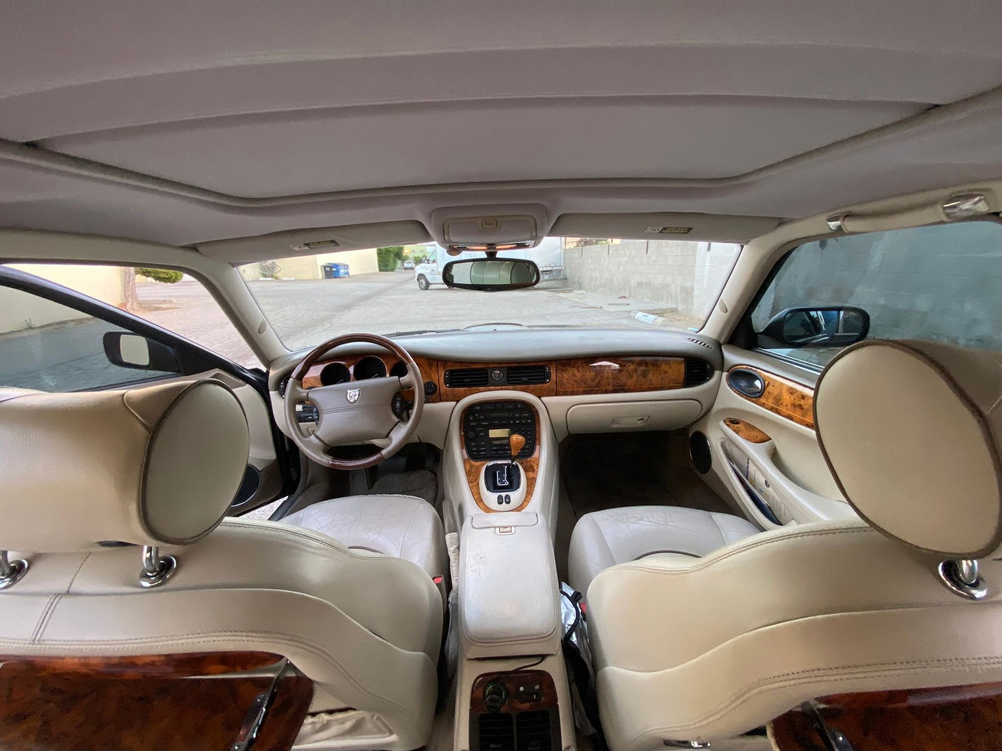 1998 Jaguar Vanden Plas - Super Clean 1998 XJ8 VDP - Used - VIN SAJKX624XWC842389 - 105,000 Miles - 8 cyl - 2WD - Automatic - Sedan - Black - Northridge, CA 91324, United States