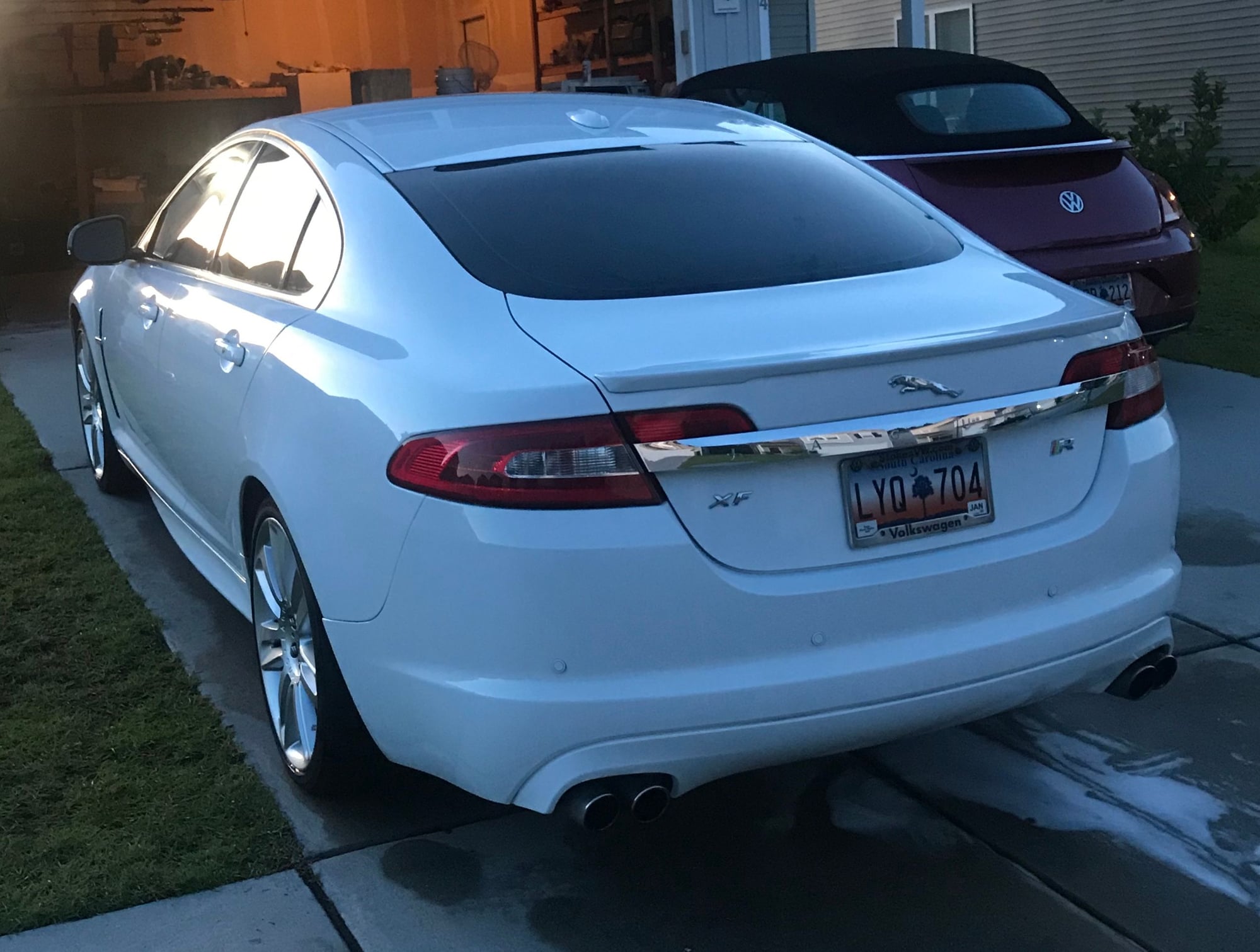 2011 Jaguar XFR - 2011 Jaguar XFR - Used - VIN SAJWA0JC2BMS14419 - 107,749 Miles - 8 cyl - 2WD - Automatic - Sedan - White - Charleston, SC 29486, United States