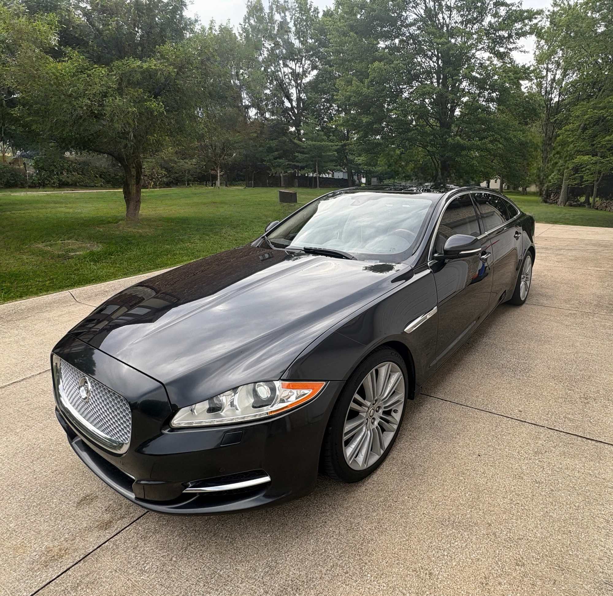 2012 Jaguar XJ - 2012 Jaguar XJL Portfolio - Used - VIN SAJWA2GB5CLV29474 - 86,000 Miles - 8 cyl - 2WD - Automatic - Sedan - Gray - Cleveland, OH 44101, United States