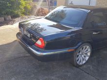 Garage - Black Beauty