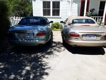 Twins  '01 XKR and 8 XK8