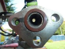 LH leg drilled through with 10mm drill to the manifold header.