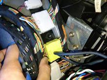 Yellow connector, could this be for the pse module?