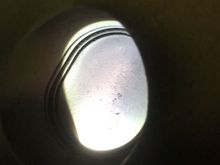 This is what i saw when taking a peek inside the old cat.. empty.. its not the core you see.. its the bottom of the cat where i put my flashlight..