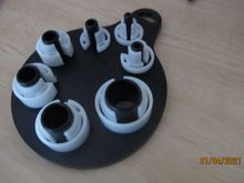 Release tool for fuel line