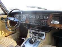Dash with chrome dials (2.8) and working clock!