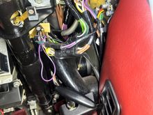There’s a. Unconnected black wire coming from the center counsel.    Theee two black wires.  One going to the light switch and the other just flipping in the wind.    Does anyone know what that is supposed to be connected to.   Not sure if it’s related or not. 