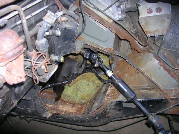 Drivers side inner fender / footwell