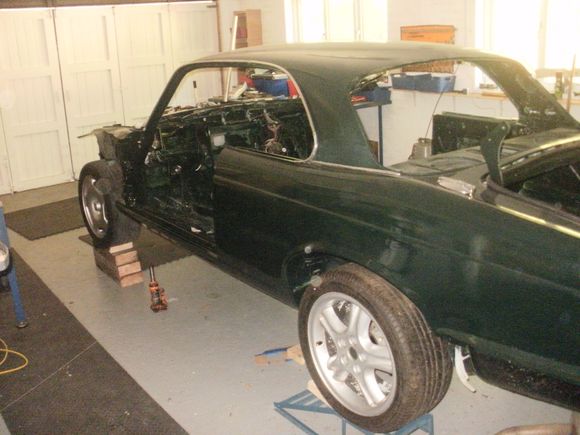 Which wheels ?


I am fortunate enough to have a set of XJR6  an a set of XJR8 wheels ( my  road car being scrapped ) 

Which ones do you think, I fancy the rear ones in black, the car is Green, no bumpers yet but fancy black ones