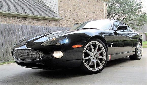 2005 Jaguar XKR Coupe