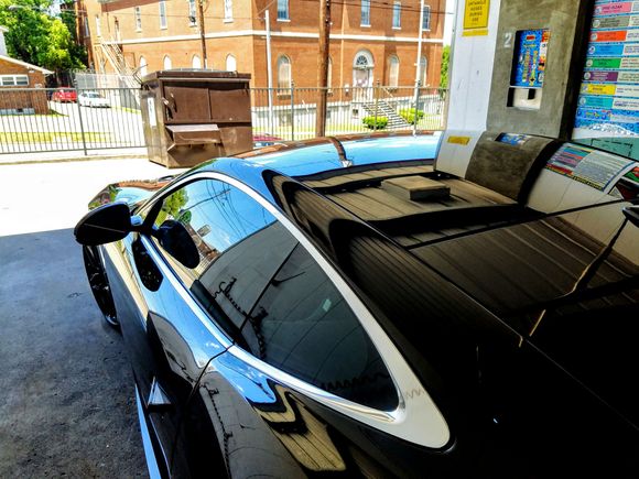 I am soooooooooooo Hoooood...in my khakis on my way to bed bath and beyond and perhaps a trip to home Depot if I'm lucky!