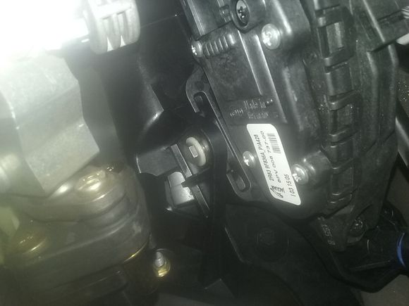 10mm hex thru a slotted bracket