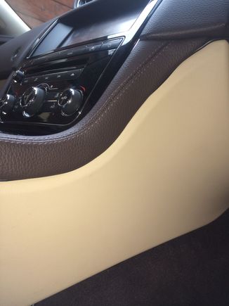 Further routing of the two cables for the Dash Cam and the Road Angel