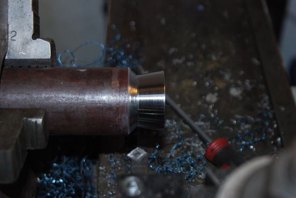 Machining the outside of the split collet from a hollow bar