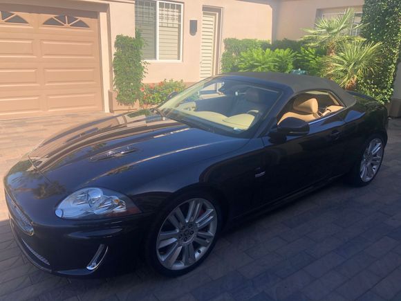 Windows have been tinted.  Down in photo.