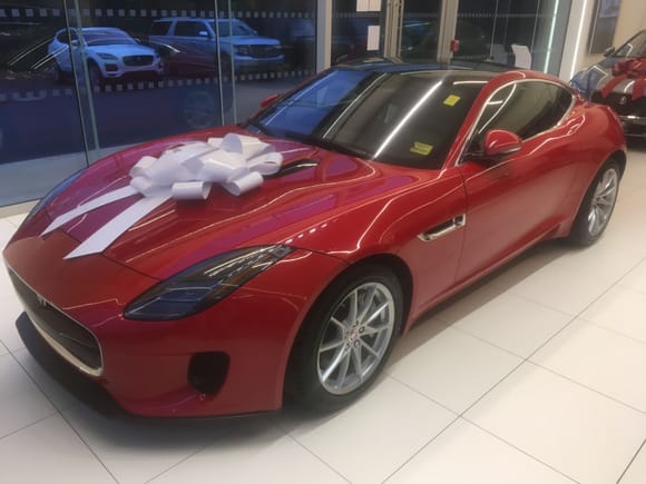 No, I did not buy this “wrapped-and-ready-for the-holidays” stunning F-Type...