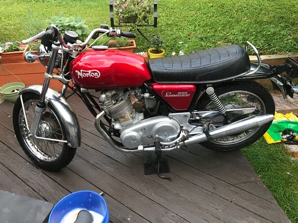 1974 Norton Commando 850