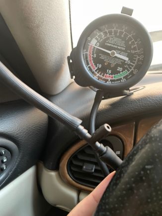 Controlled vacuum leak