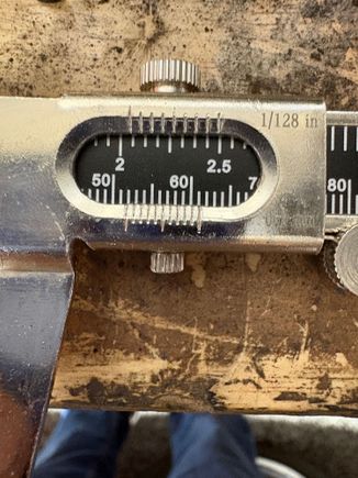 Manifold hole